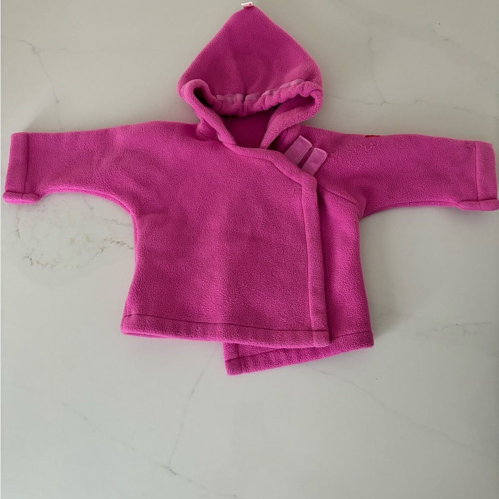 Widgeon hooded fleece size 6M in pink. Good condition